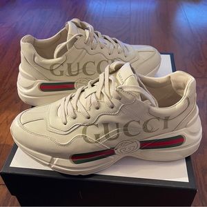 Men’s Gucci Rhyton leather sneakers